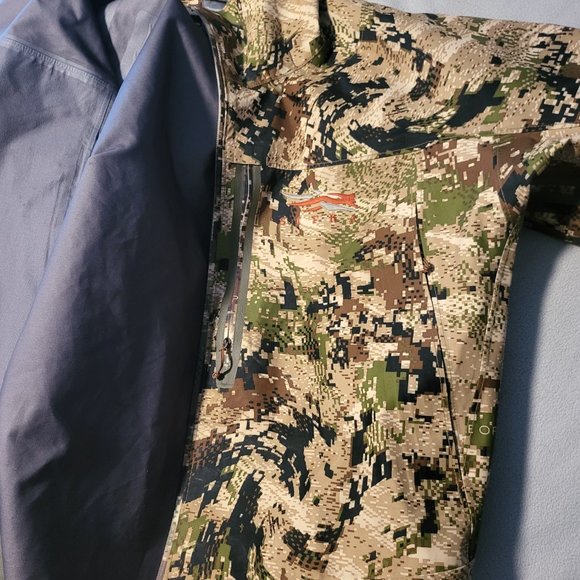 Sitka large waterproof jacket - Picture 4 of 4